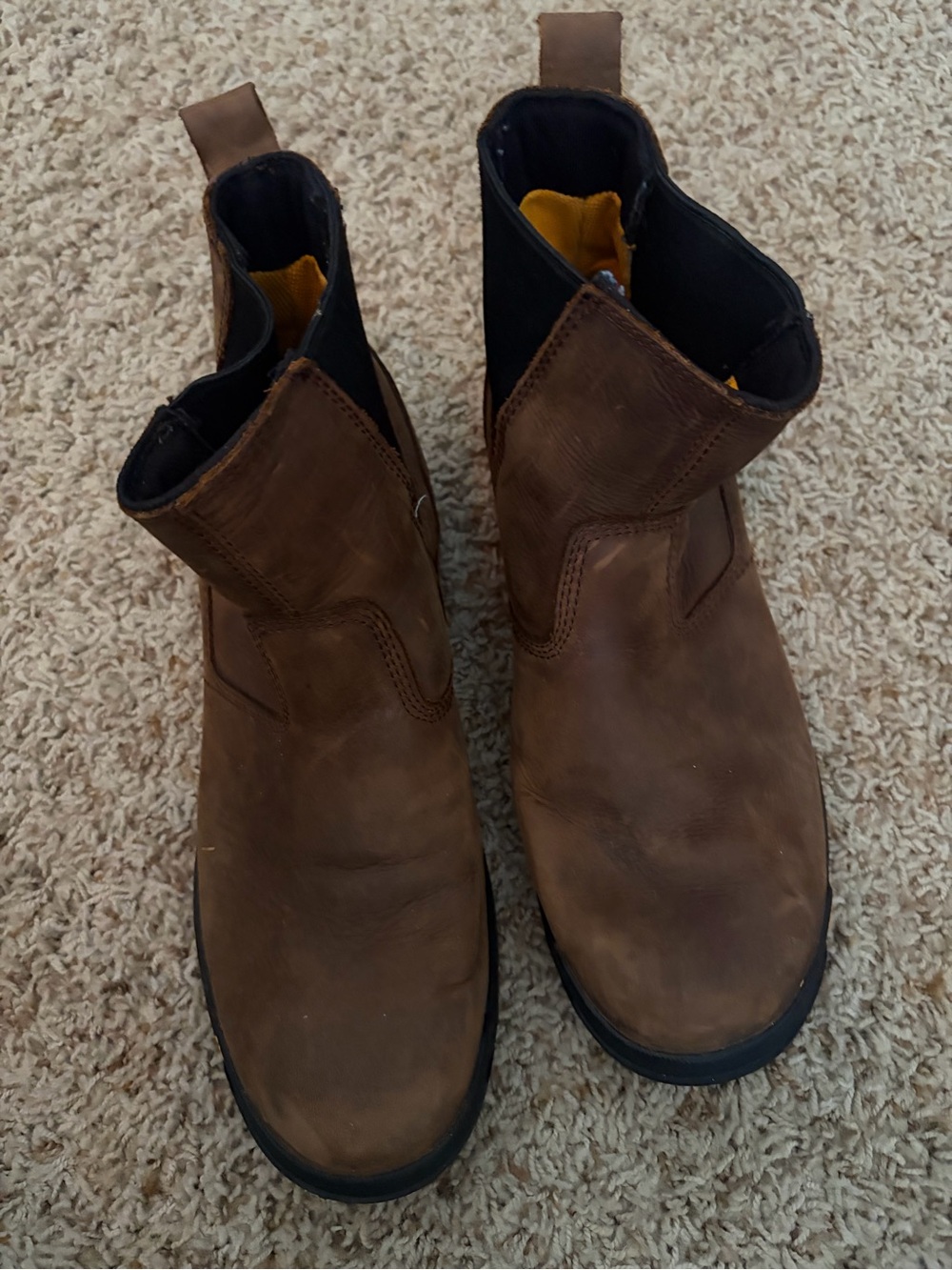 Men's CAT  Brown Pull-On Leather Work Boots, size 12